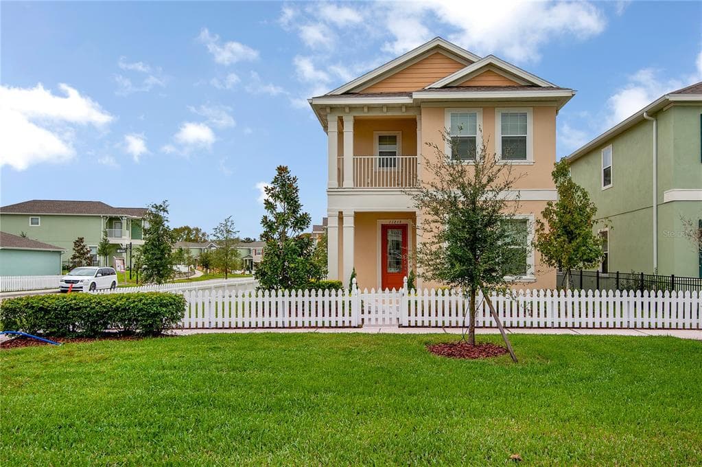 11213 GRAND PARK AVENUE RIVERVIEW, FL 33578