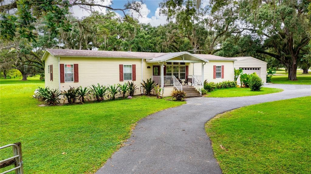 27621 MILLER ROAD DADE CITY, FL 33525