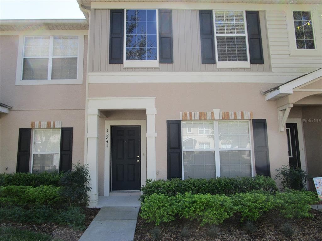 15843 FISHHAWK VIEW DRIVE LITHIA, FL 33547