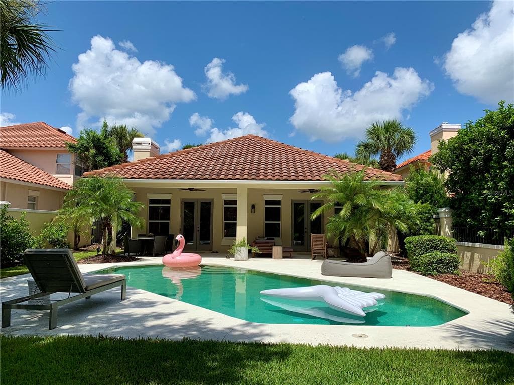 4 MONTERREY DRIVE PALM COAST, FL 32137
