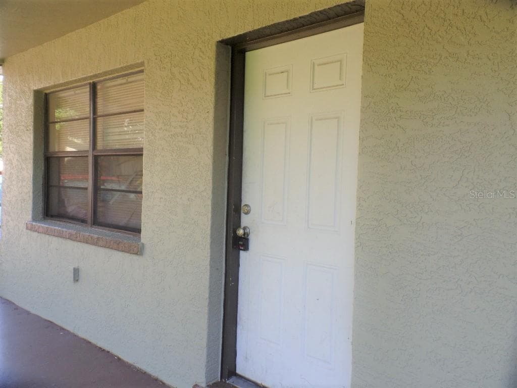 2404 10TH STREET W UNIT 1 BRADENTON, FL 34205