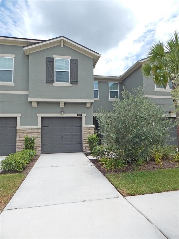 10115 NEWEL VALLEY LOOP RIVERVIEW, FL 33569