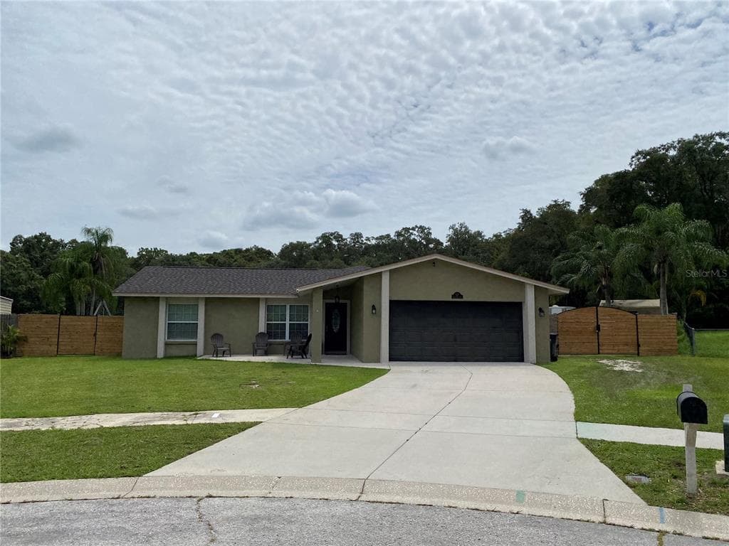 527 BRYAN VALLEY COURT BRANDON, FL 33511