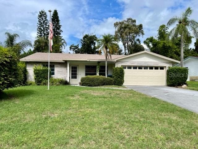 6570 HILLSIDE AVENUE SEMINOLE, FL 33772