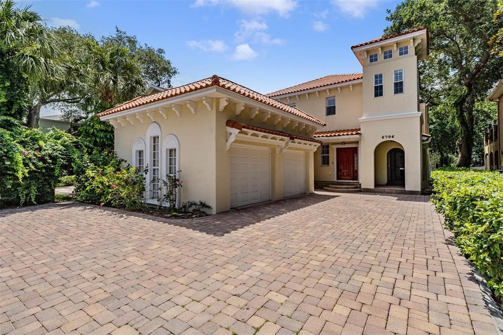 5706 INTERBAY BOULEVARD TAMPA, FL 33611