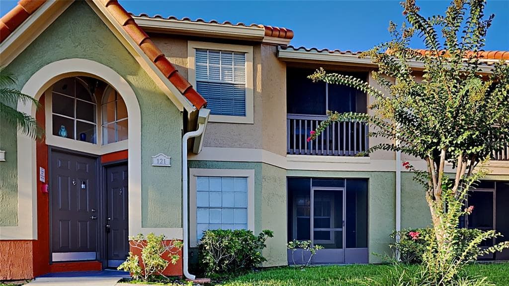 429 FOUNTAINHEAD CIRCLE UNIT 121 KISSIMMEE, FL 34741