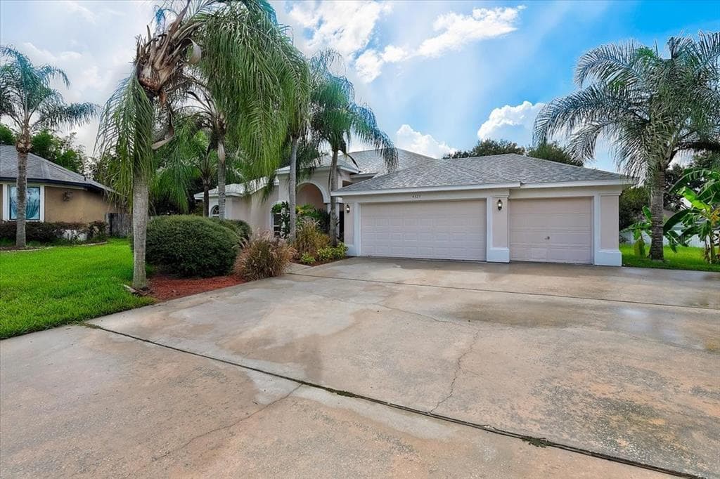 4325 SWIFT CIRCLE VALRICO, FL 33596