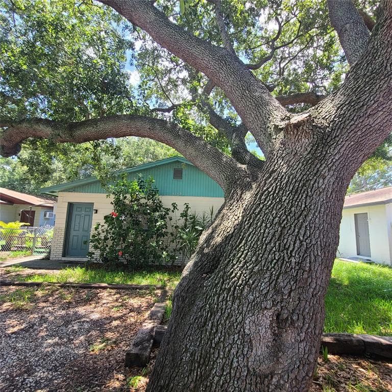 6710 S JUANITA STREET TAMPA, FL 33616