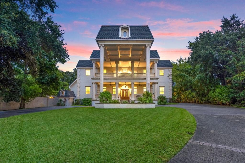 343 BLUFF VIEW DRIVE BELLEAIR BLUFFS, FL 33770