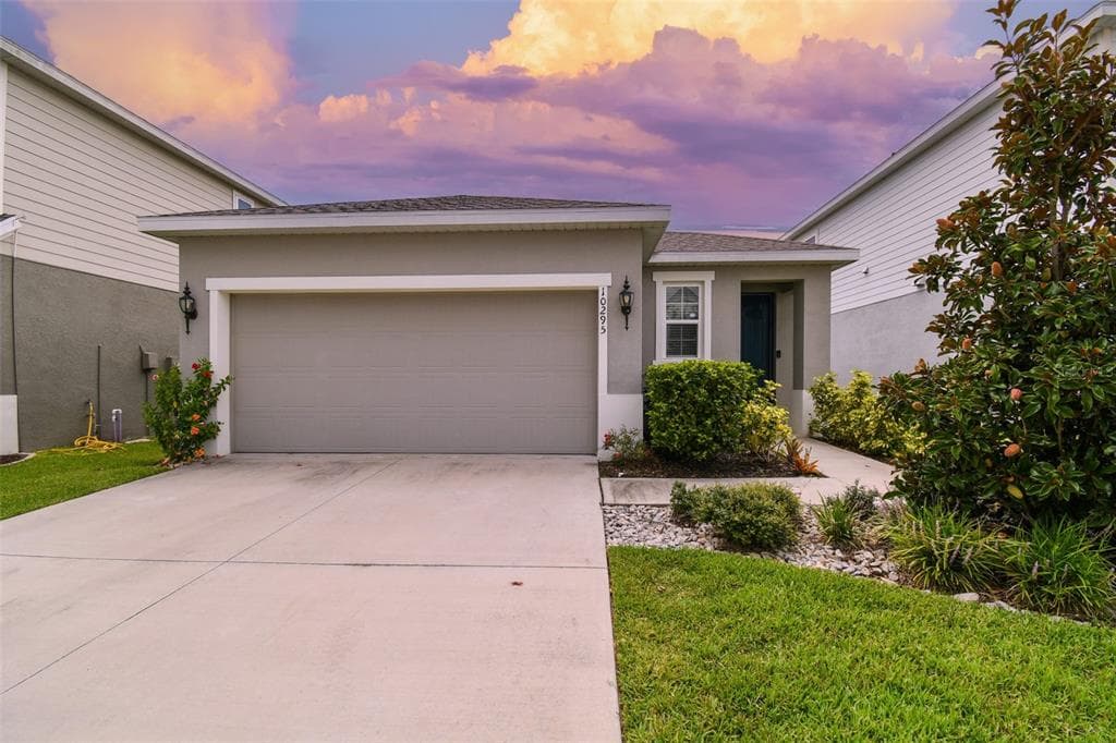 10295 HAWKS LANDING DRIVE LAND O LAKES, FL 34638