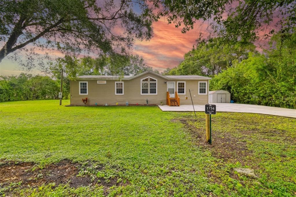 1734 ANNA ROAD ODESSA, FL 33556