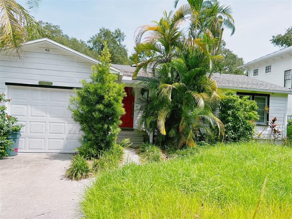 3213 W FAIR OAKS AVENUE TAMPA, FL 33611