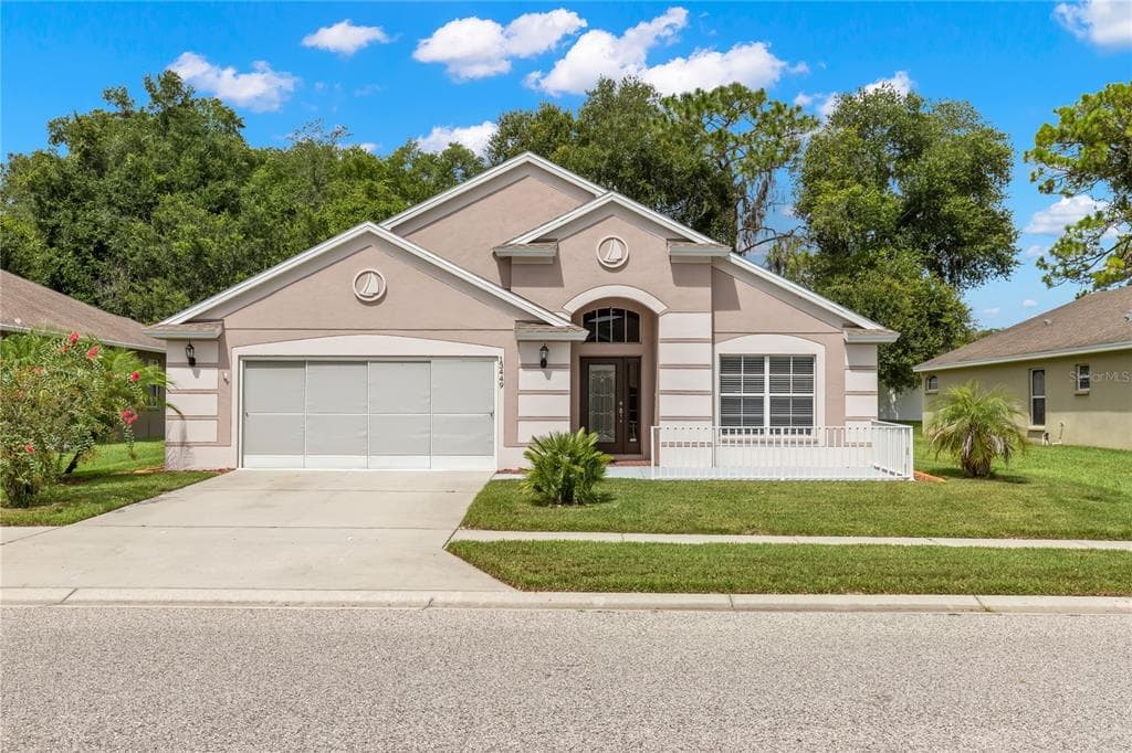13449 MEADOW GOLF AVENUE HUDSON, FL 34669