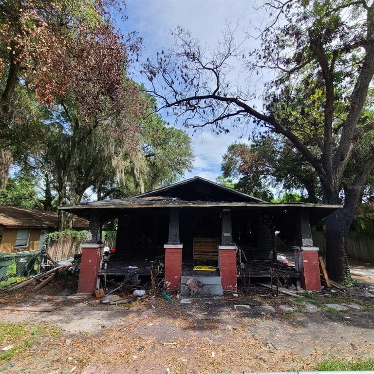 1207 W WALNUT STREET LAKELAND, FL 33815