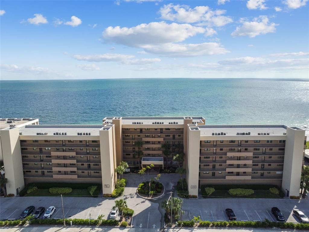 14900 GULF BOULEVARD UNIT 112 MADEIRA BEACH, FL 33708