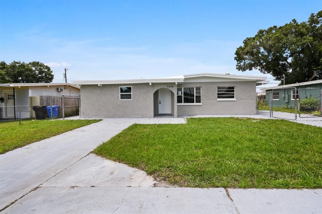 6208 N CLARK AVENUE TAMPA, FL 33614