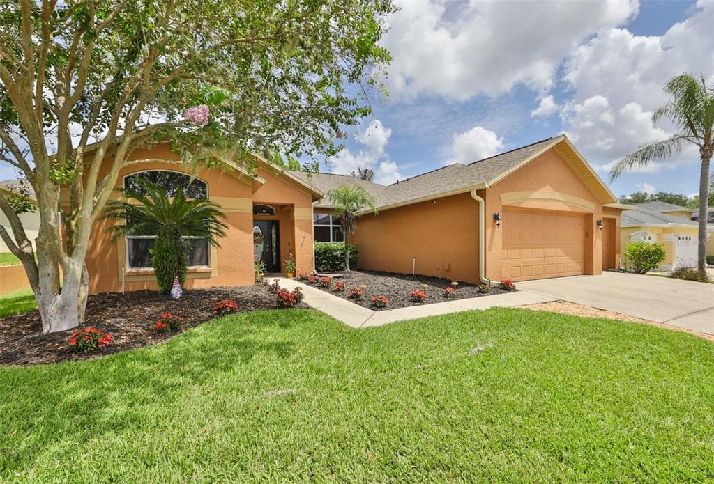 1316 RIVERFIELD COURT