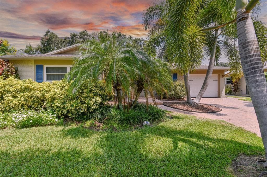 2955 CURLING COURT PALM HARBOR, FL 34684