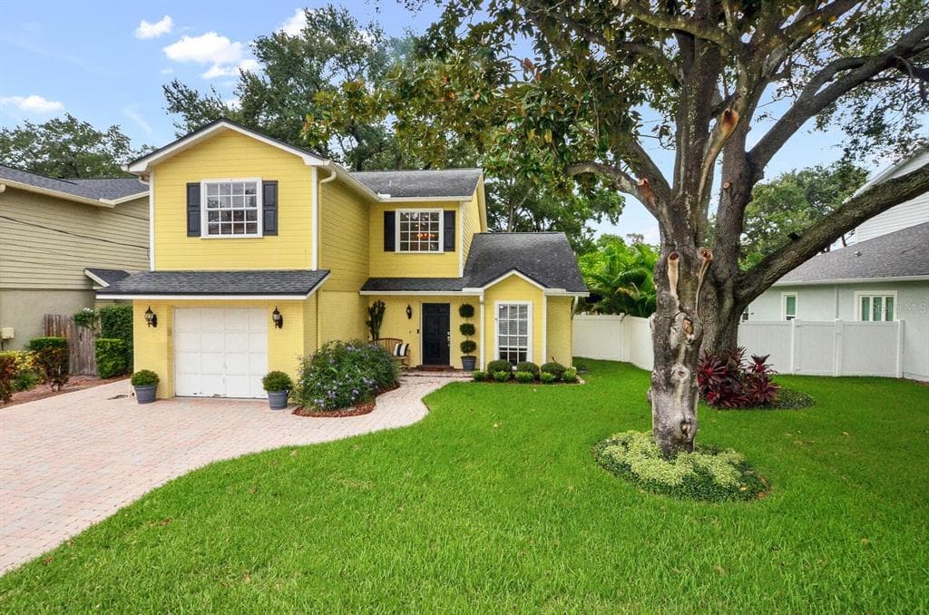 3907 W CORONA STREET TAMPA, FL 33629