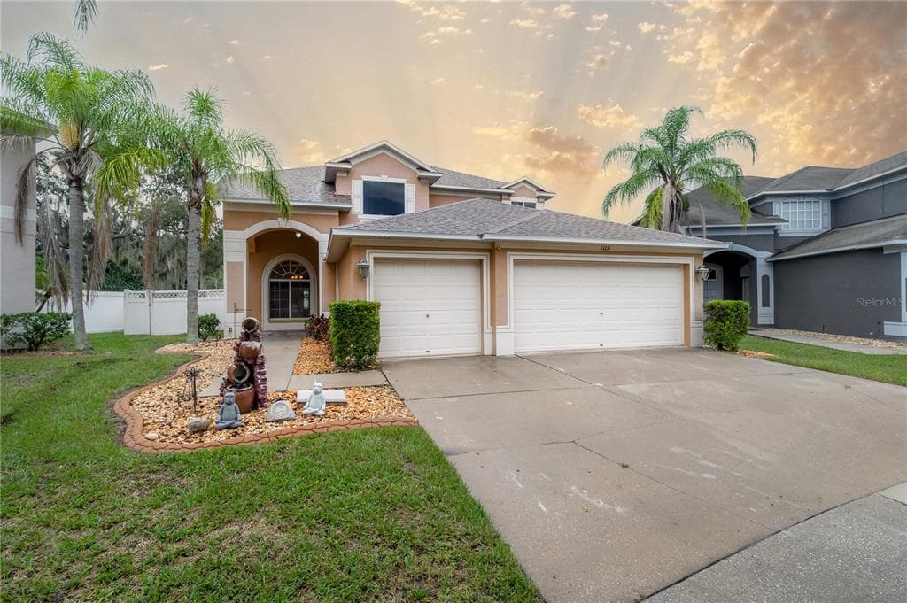 11211 LAKE LANIER DRIVE RIVERVIEW, FL 33569