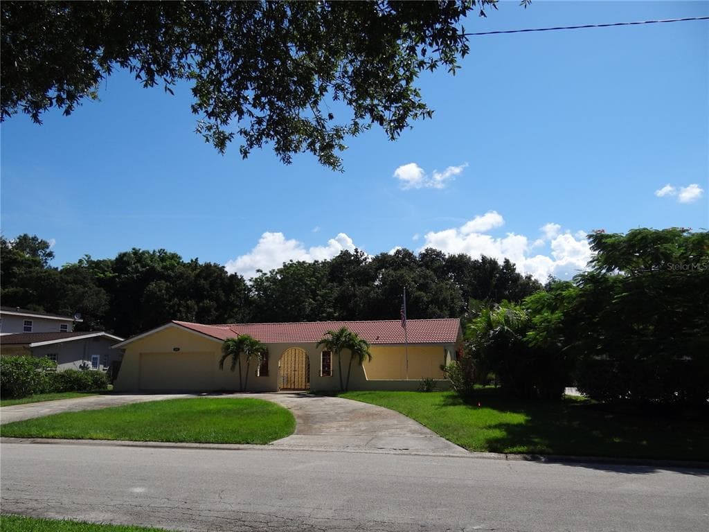 1801 80TH STREET N ST PETERSBURG, FL 33710