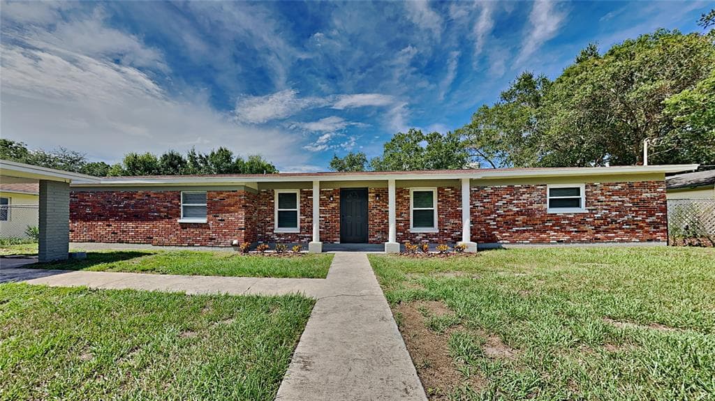 2612 E PALIFOX STREET TAMPA, FL 33610