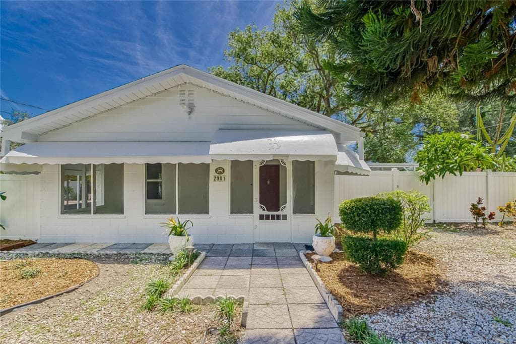 2001 E BIRD STREET TAMPA, FL 33604