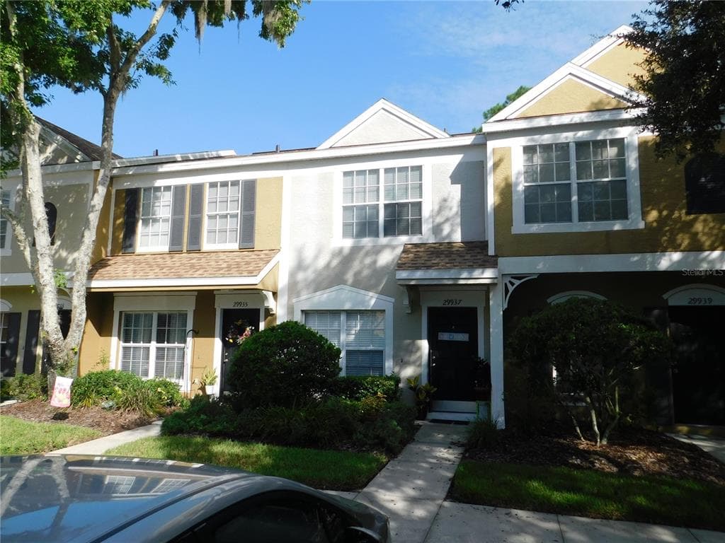 29937 PLAYA DEL REY LANE WESLEY CHAPEL, FL 33543