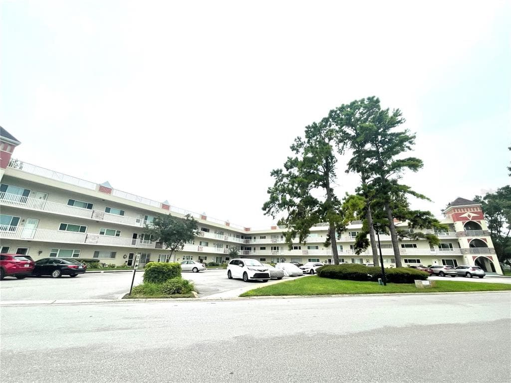 2263 AMERICUS BOULEVARD E UNIT # 41 CLEARWATER, FL 33763