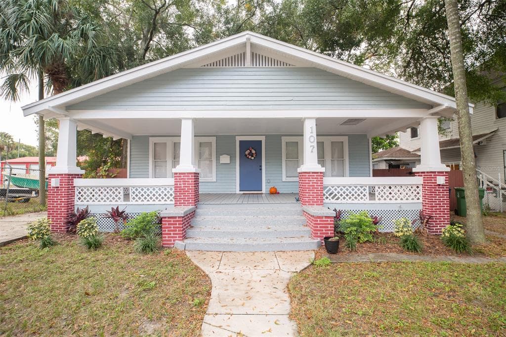 107 E WARREN AVENUE TAMPA, FL 33602