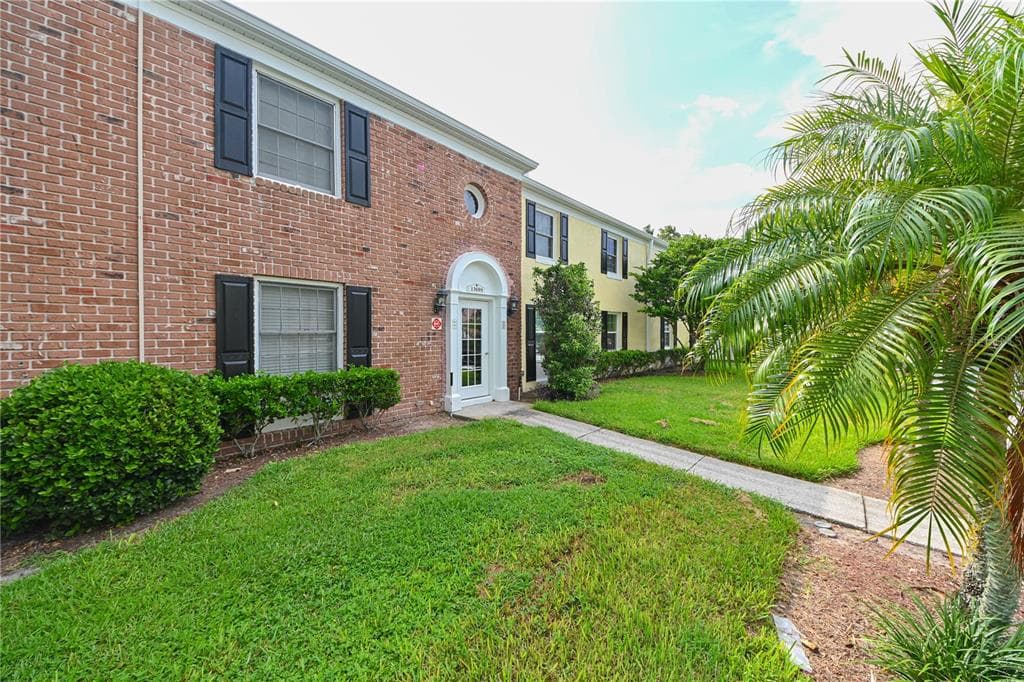 13695 ORANGE SUNSET DRIVE UNIT 202 TAMPA, FL 33618
