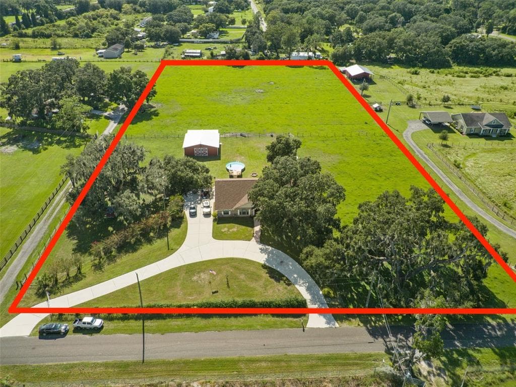 9541 EDISON ROAD LITHIA, FL 33547