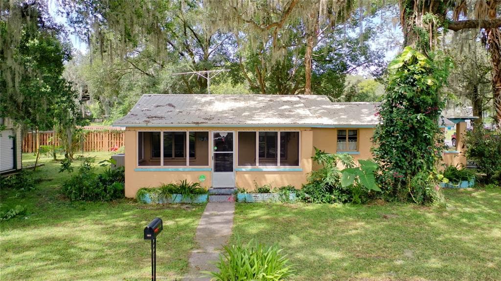 5237 4TH STREET ZEPHYRHILLS, FL 33542