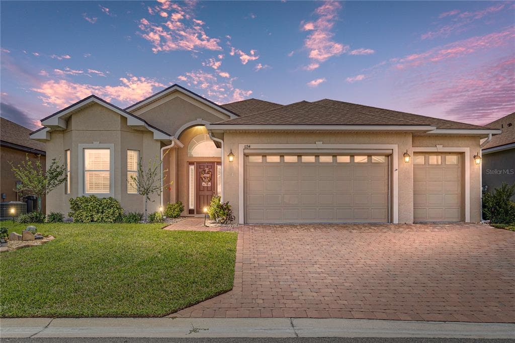 1134 SAWGRASS DRIVE WINTER HAVEN, FL 33884