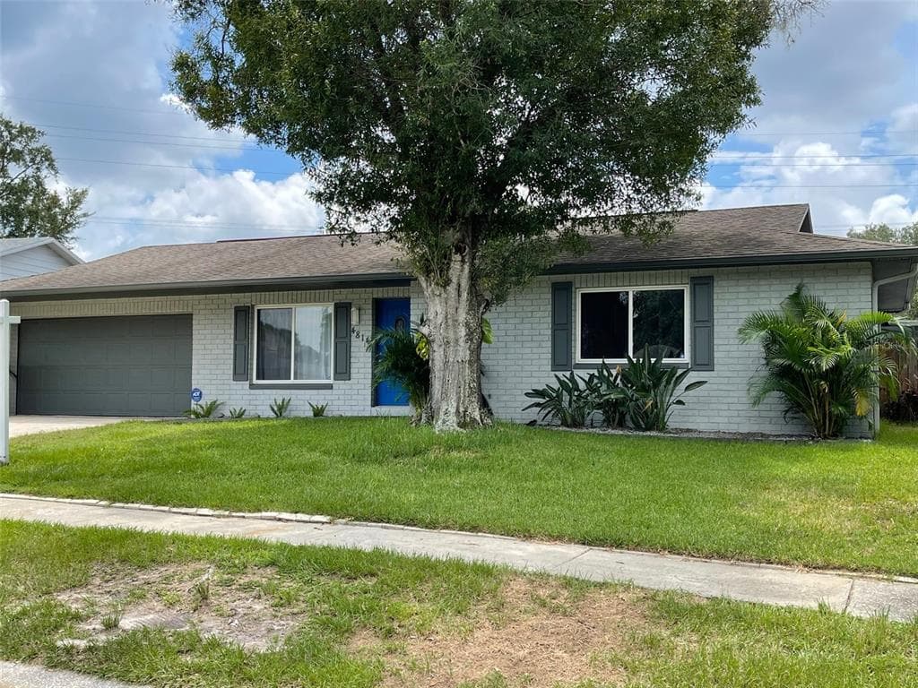 4814 REAGAN AVENUE SEFFNER, FL 33584