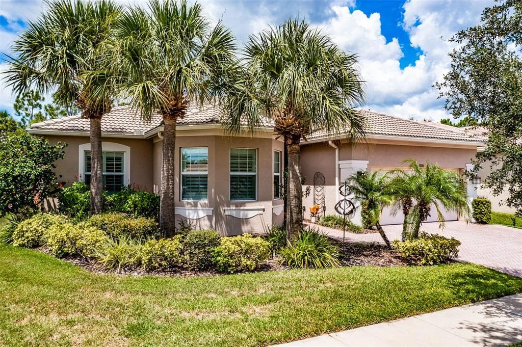 5006 RUBY FLATS DRIVE WIMAUMA, FL 33598
