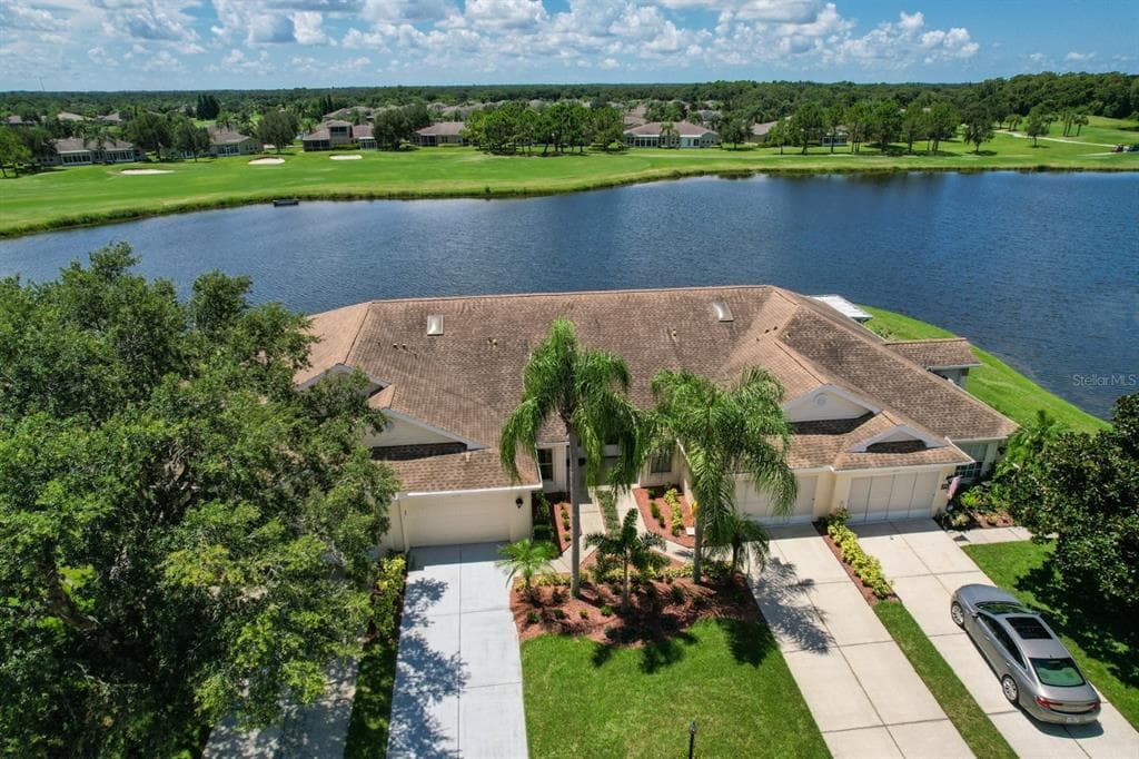 2117 NANTUCKET DRIVE SUN CITY CENTER, FL 33573