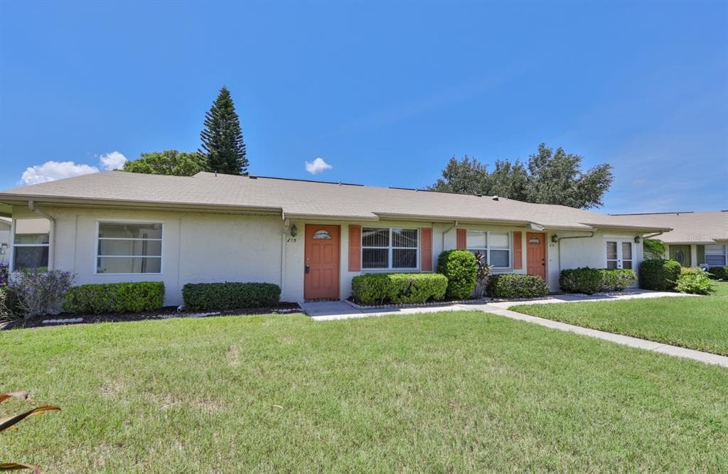 1906 CANTERBURY LANE UNIT 15 SUN CITY CENTER, FL 33573