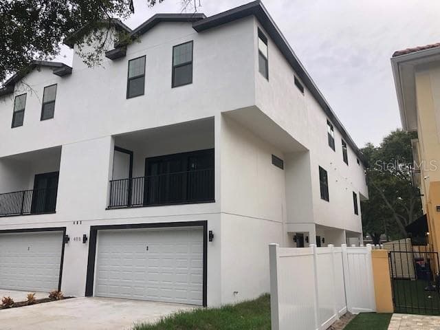 405 S WESTLAND AVENUE UNIT 3
