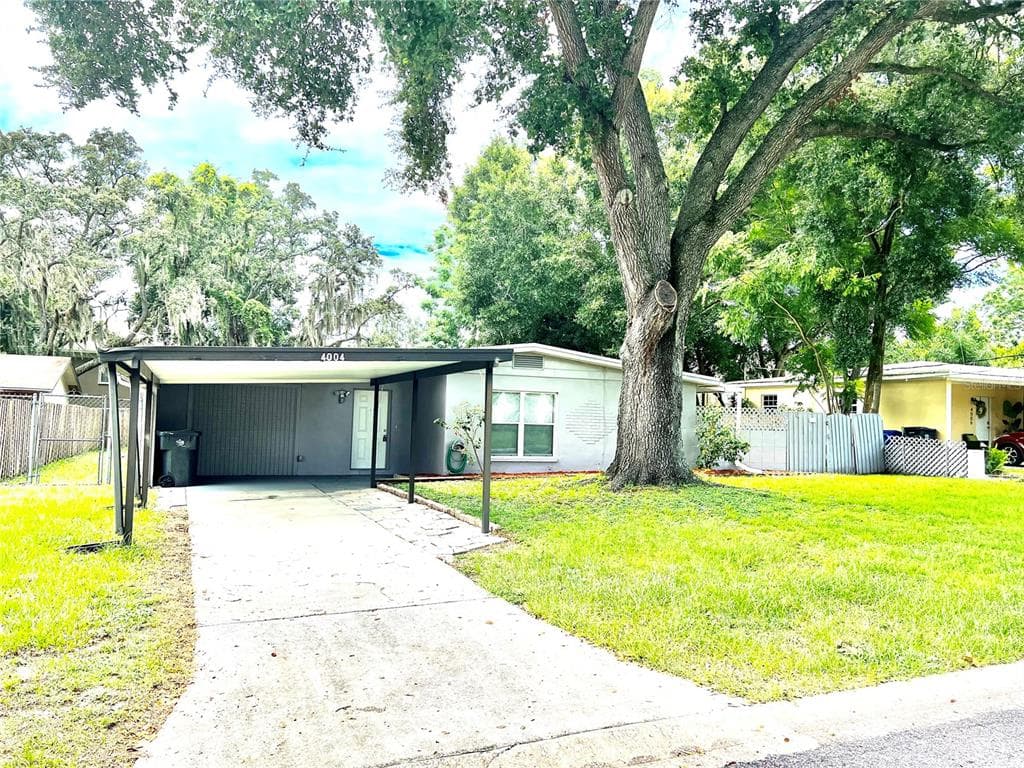 4004 WARING DRIVE TAMPA, FL 33610