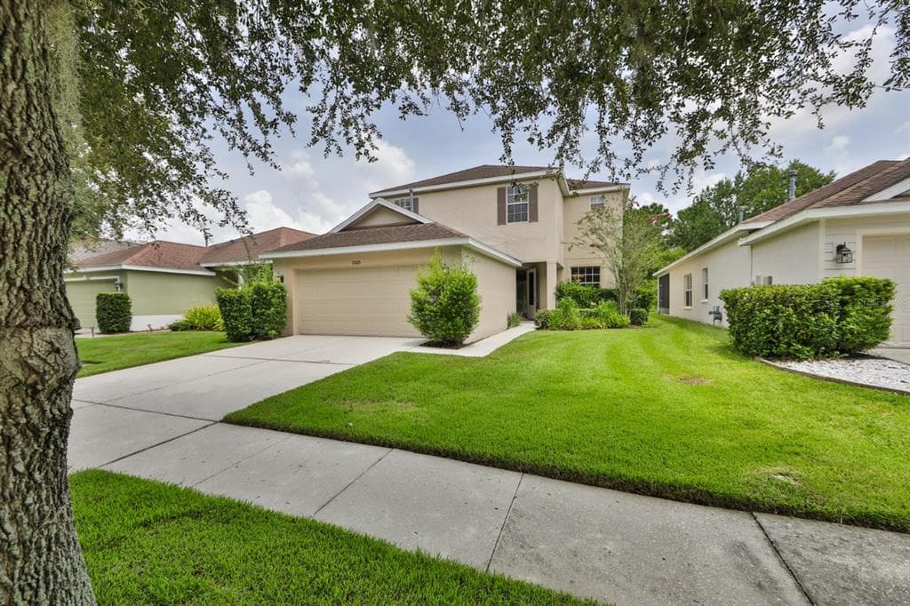 20165 BAY CEDAR AVENUE TAMPA, FL 33647