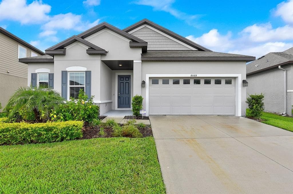 8068 ABBY BROOKS CIRCLE WESLEY CHAPEL, FL 33545