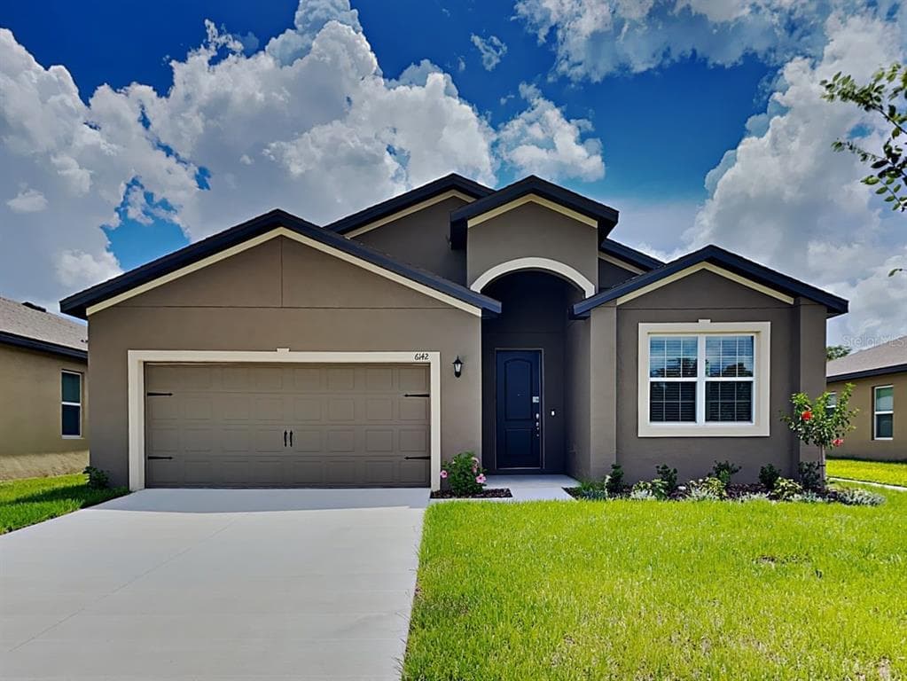 6142 DOLOSTONE DRIVE LAKELAND, FL 33811