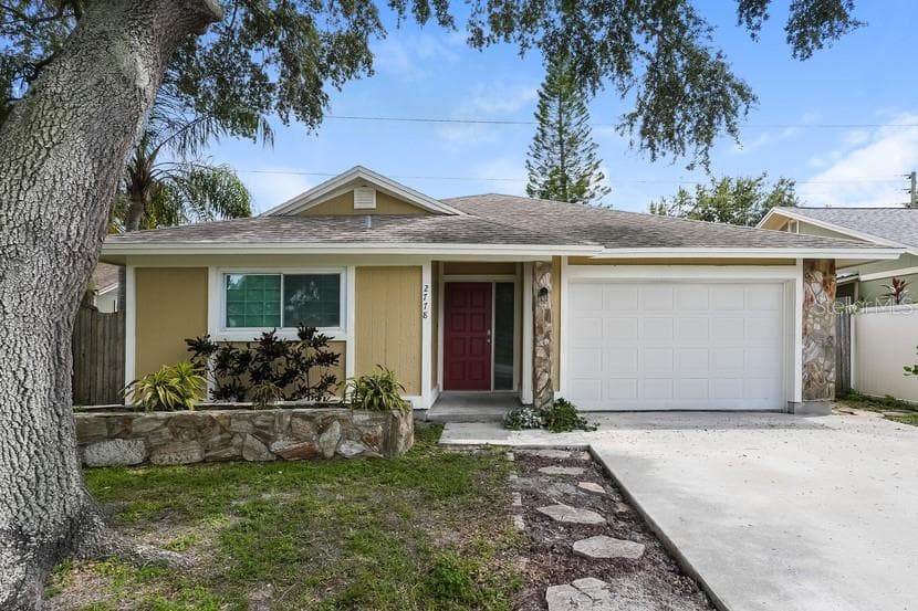2778 WHISPERING DRIVE S LARGO, FL 33771