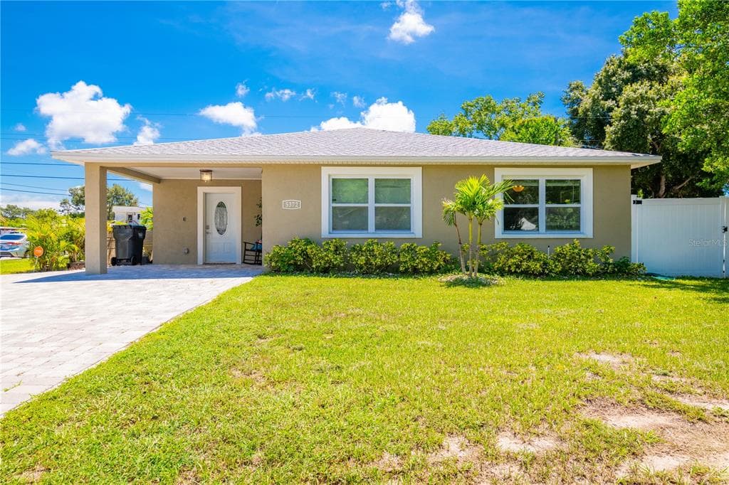 5372 58TH AVENUE N ST PETERSBURG, FL 33709