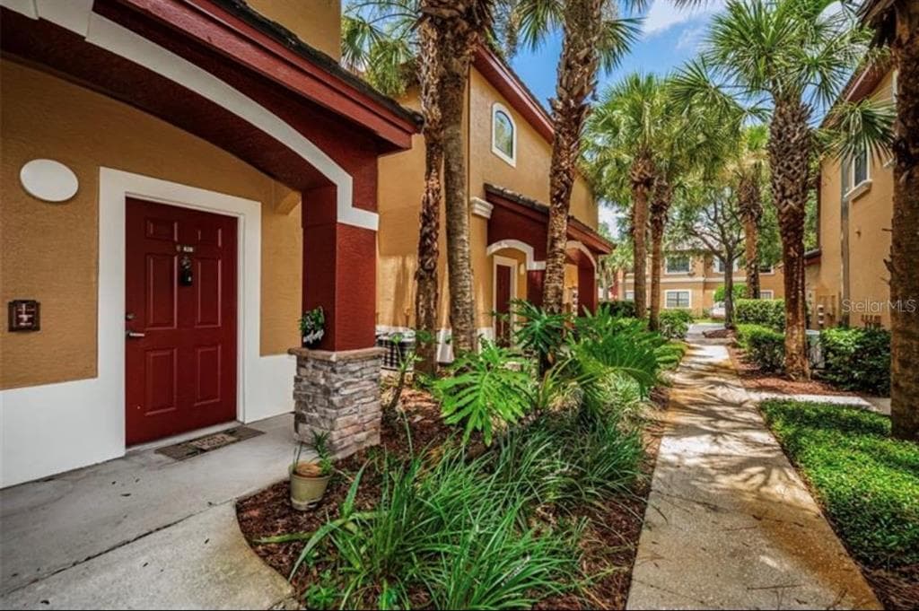 2220 CHIANTI PLACE UNIT 828