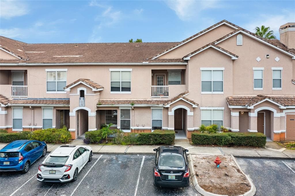 10473 VILLA VIEW CIRCLE TAMPA, FL 33647