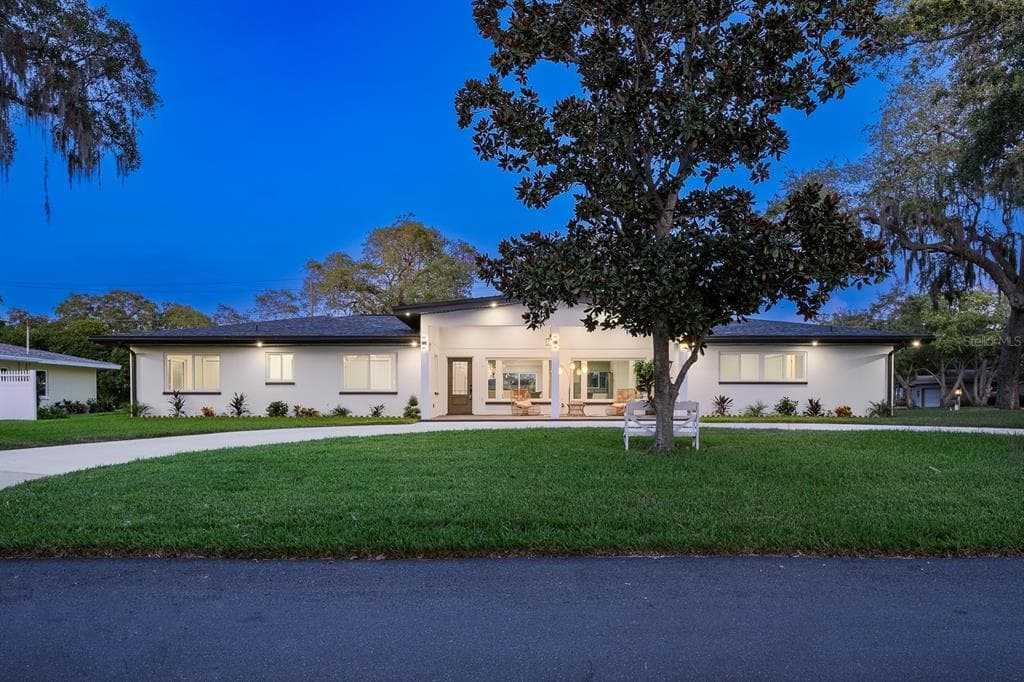 315 CRESTWOOD LANE LARGO, FL 33770