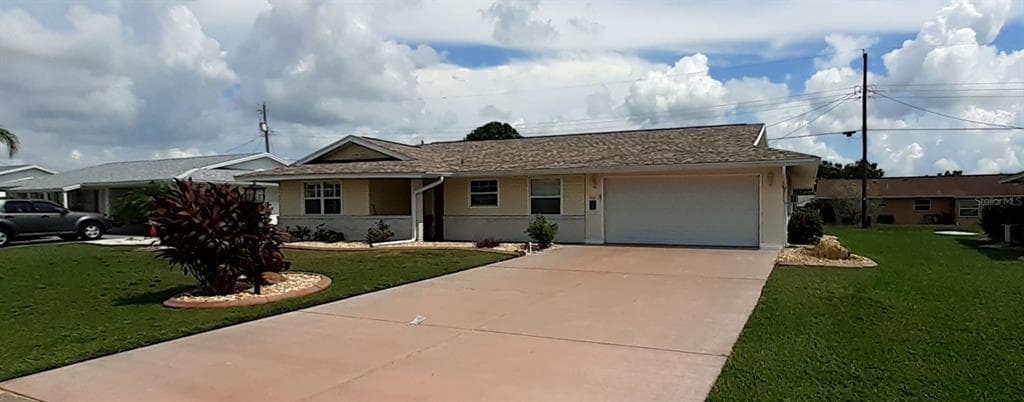822 FOX HILLS DRIVE SUN CITY CENTER, FL 33573