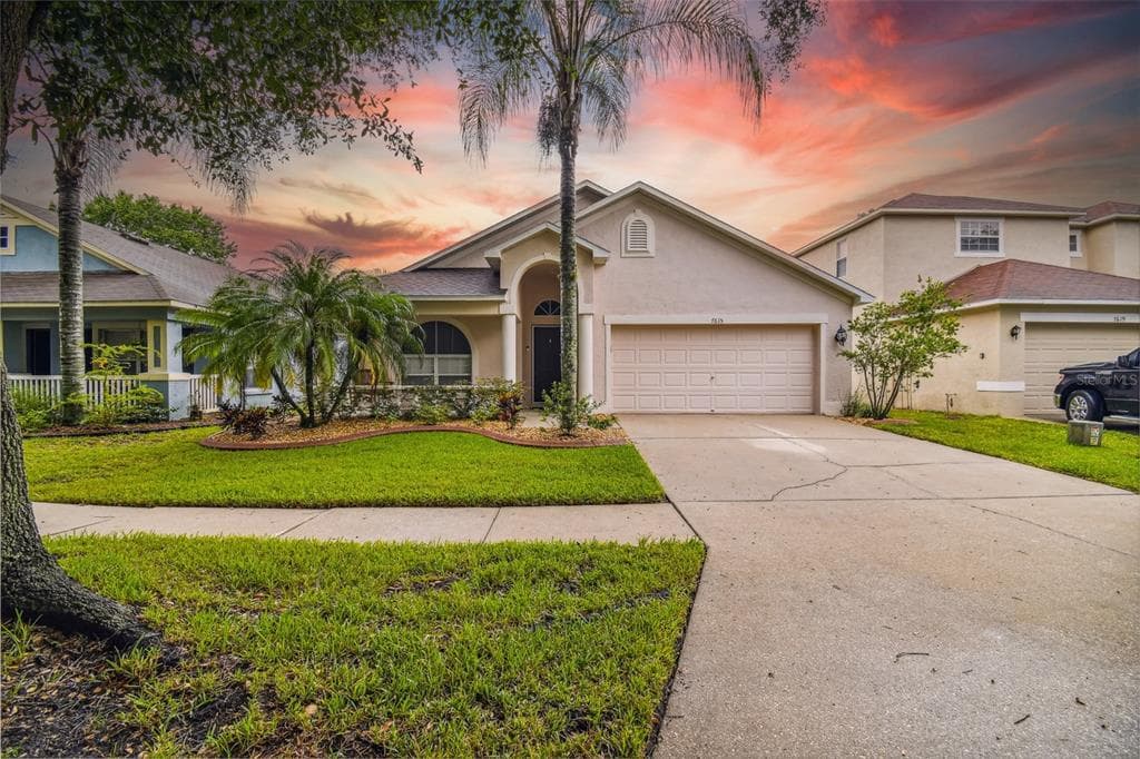 7615 BLUE SPRING DRIVE LAND O LAKES, FL 34637